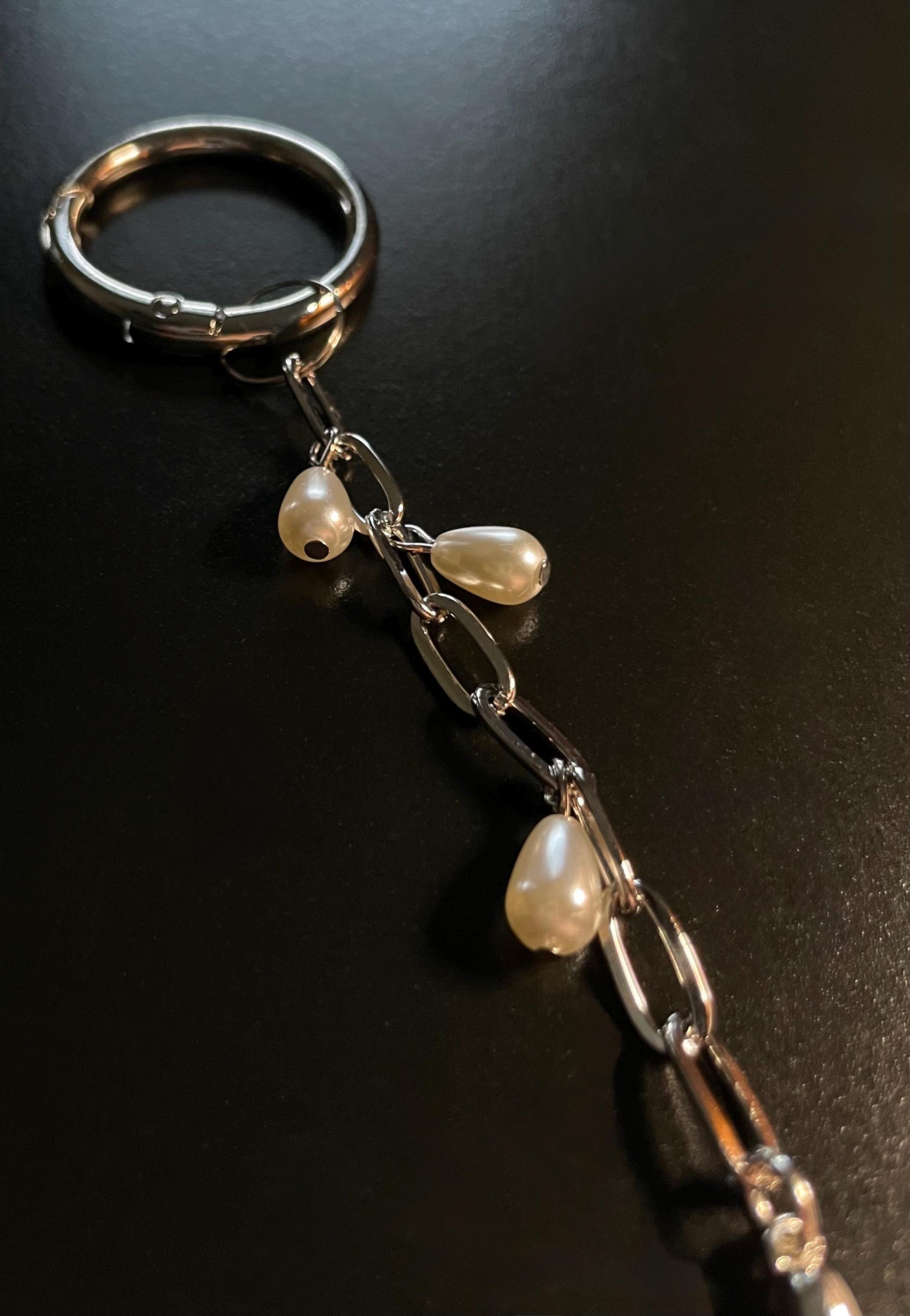 Airplane & Pearls, Bag Charm or Key Chain… Perfect for your traveling bag!