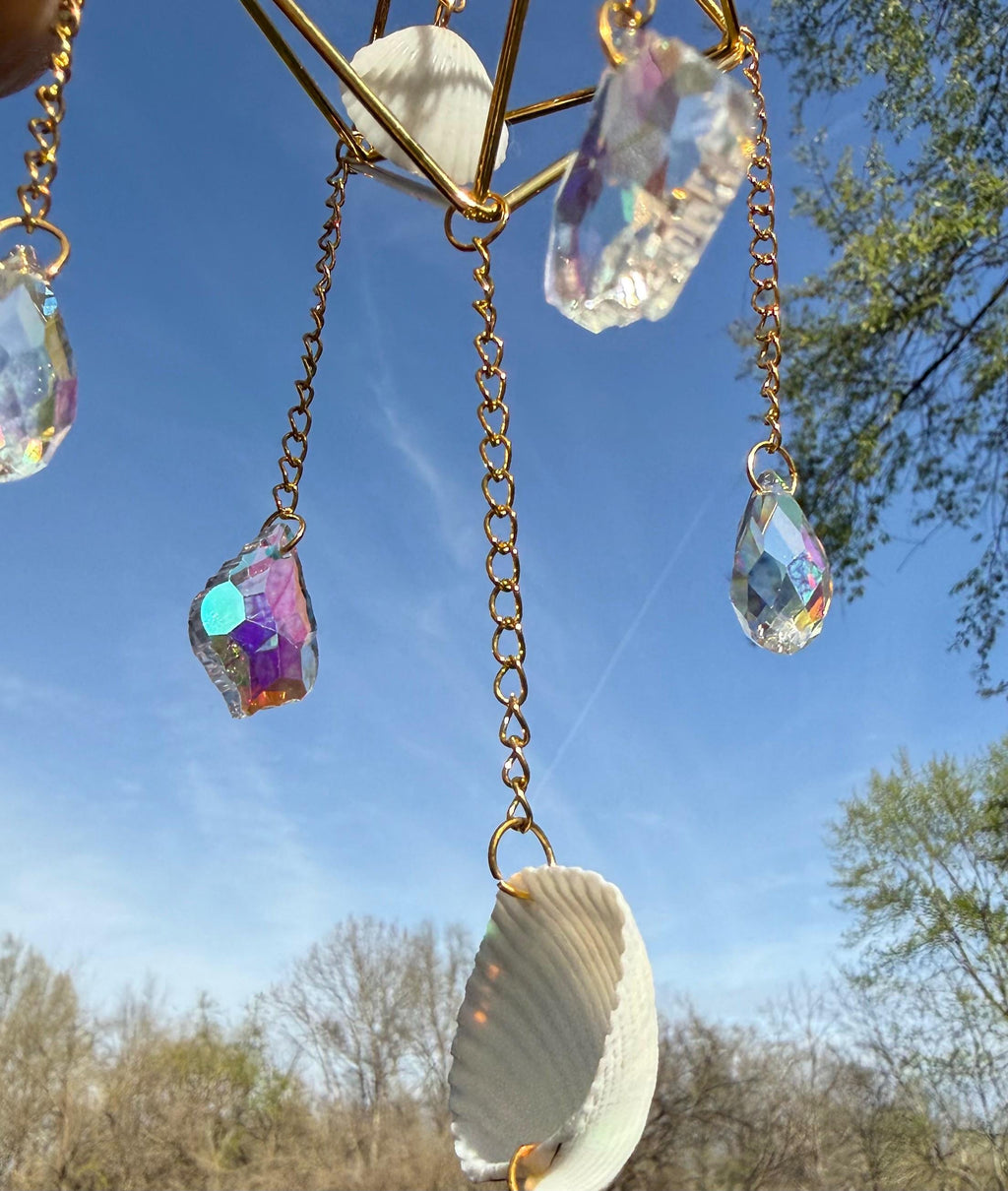 4 Corners Suncatcher - Scallop Shells
