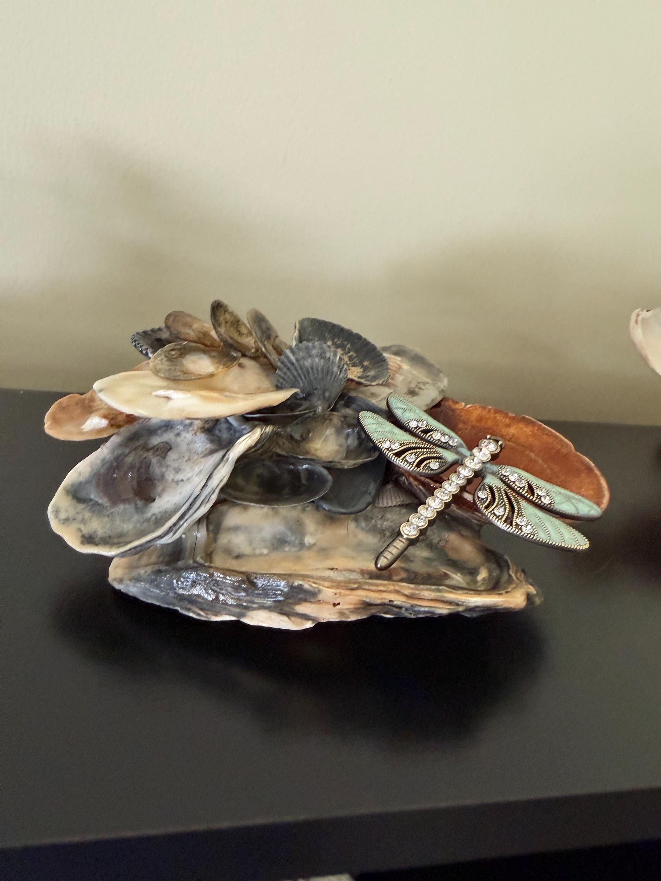 Shell Decor, Color Variation/  Dragonfly optional