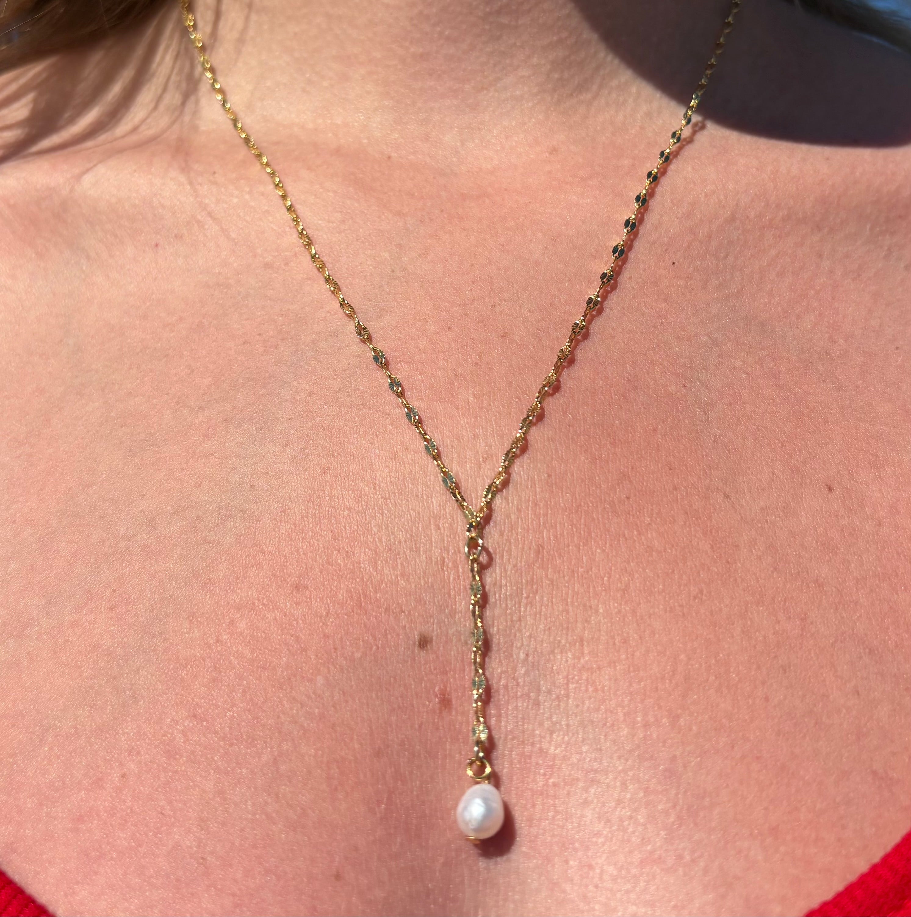 Single Pearl Drop Necklace