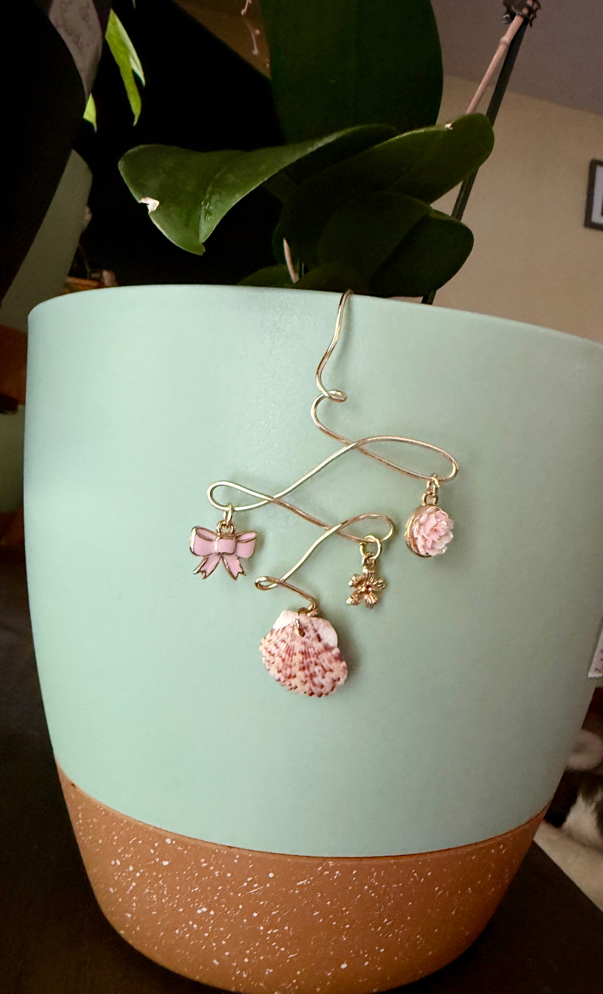 Pink Lovers Pot Hugger