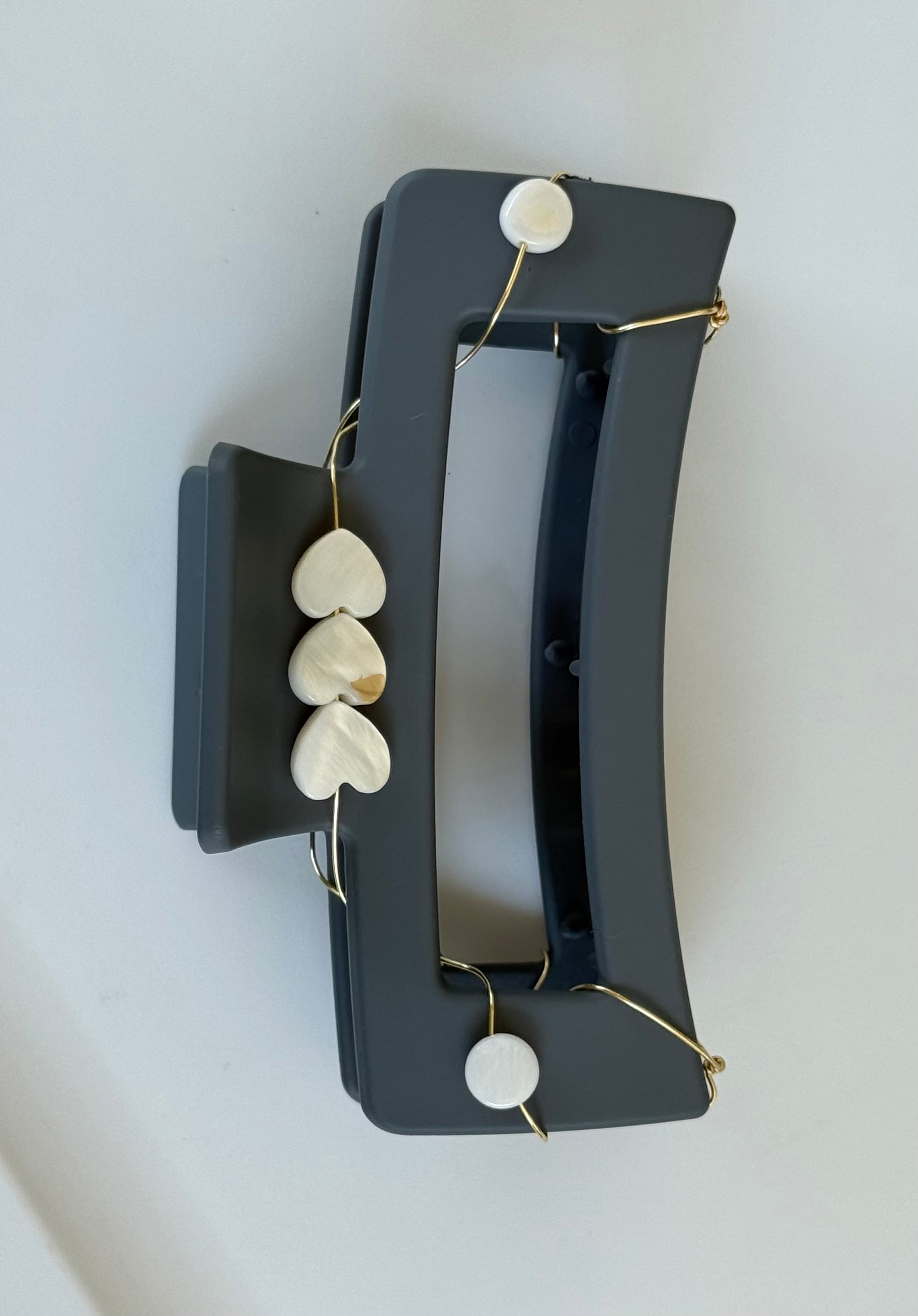 Hair Claw 1