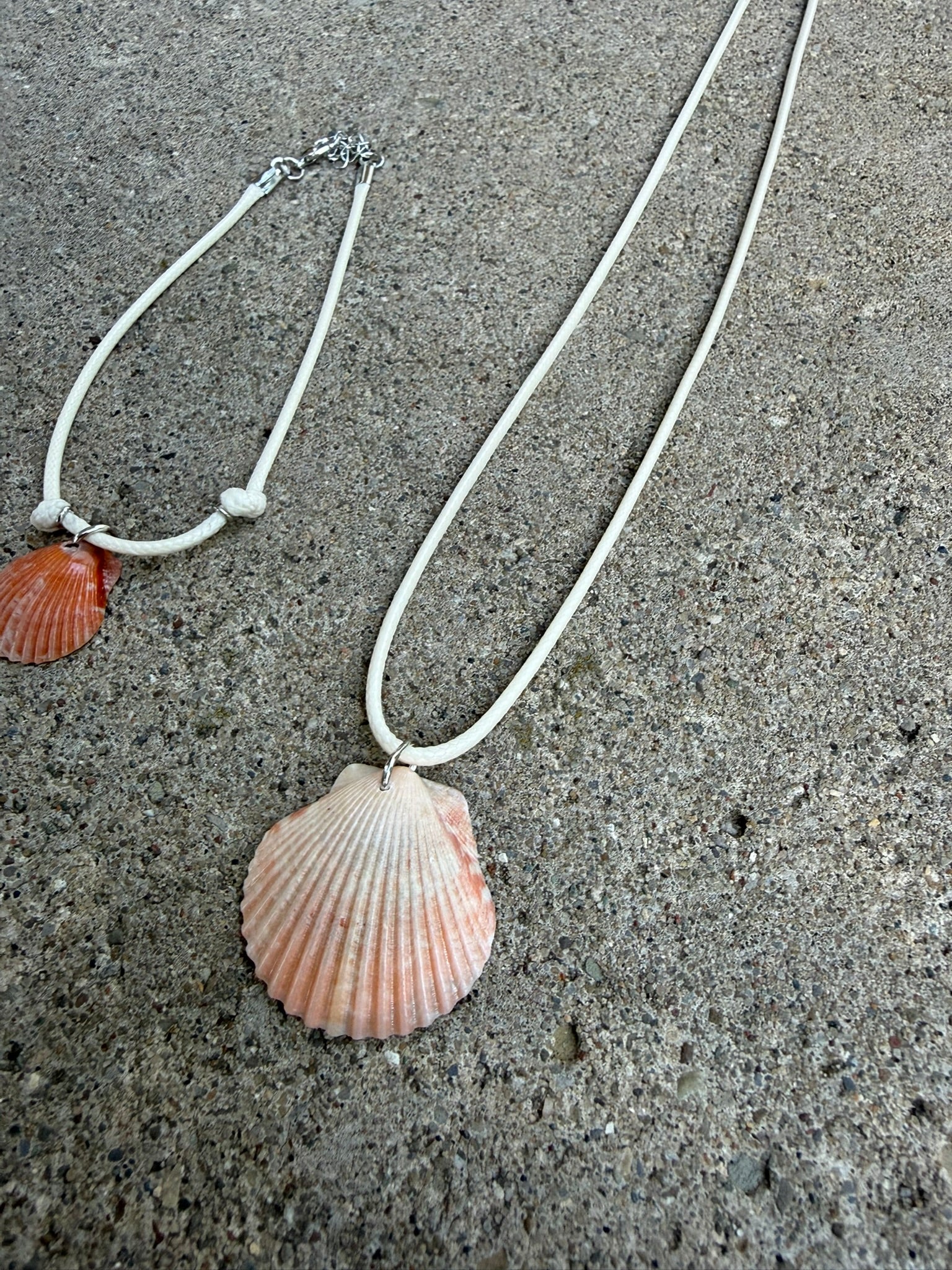 Orange Shell, Necklace - White Rope (set option)