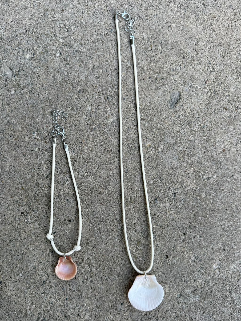 Orange Shell, Necklace - White Rope (set option)